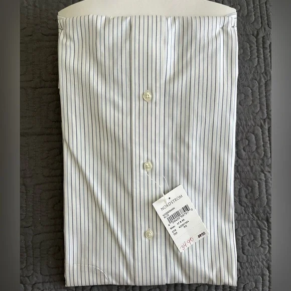 Nordstrom Men's Blue Pinstripe Dress Shirt - Picture 3 of 3